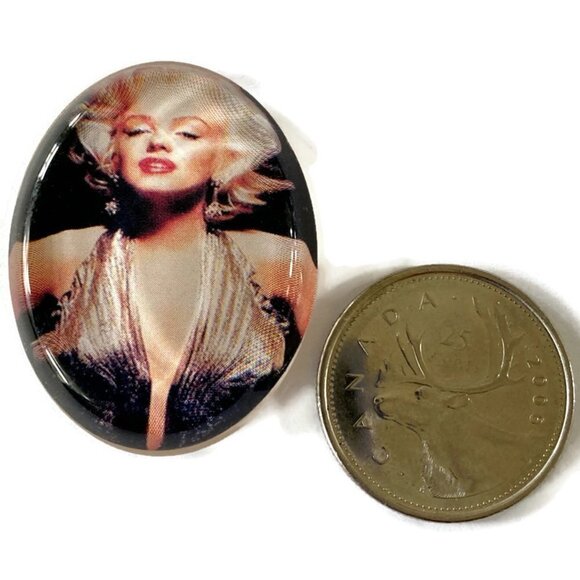 S1 Add-On Large Glass Cabochon Marilyn Monroe ~ Oval with Colour Image - Picture 2 of 3